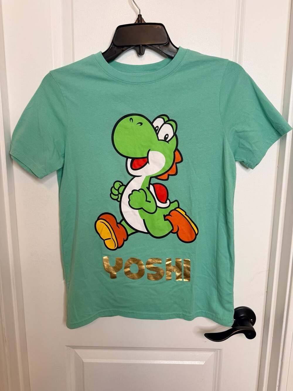 Super Mario Yoshi Running Graphic T-Shirt Green Size L